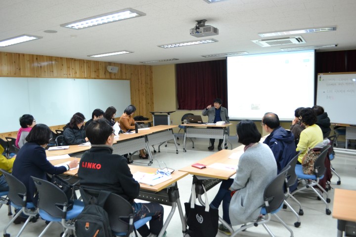 16.3.14 아래로부터의 세계문학_고영직 4번 이미지